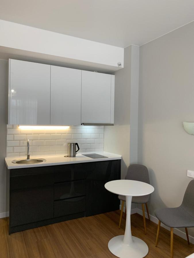 White Sails Apartment Батуми Экстерьер фото